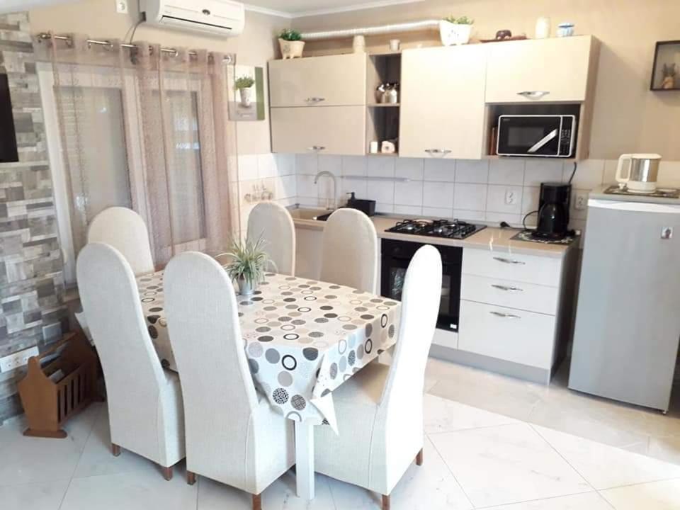Apartment Mario 드라말리 외부 사진